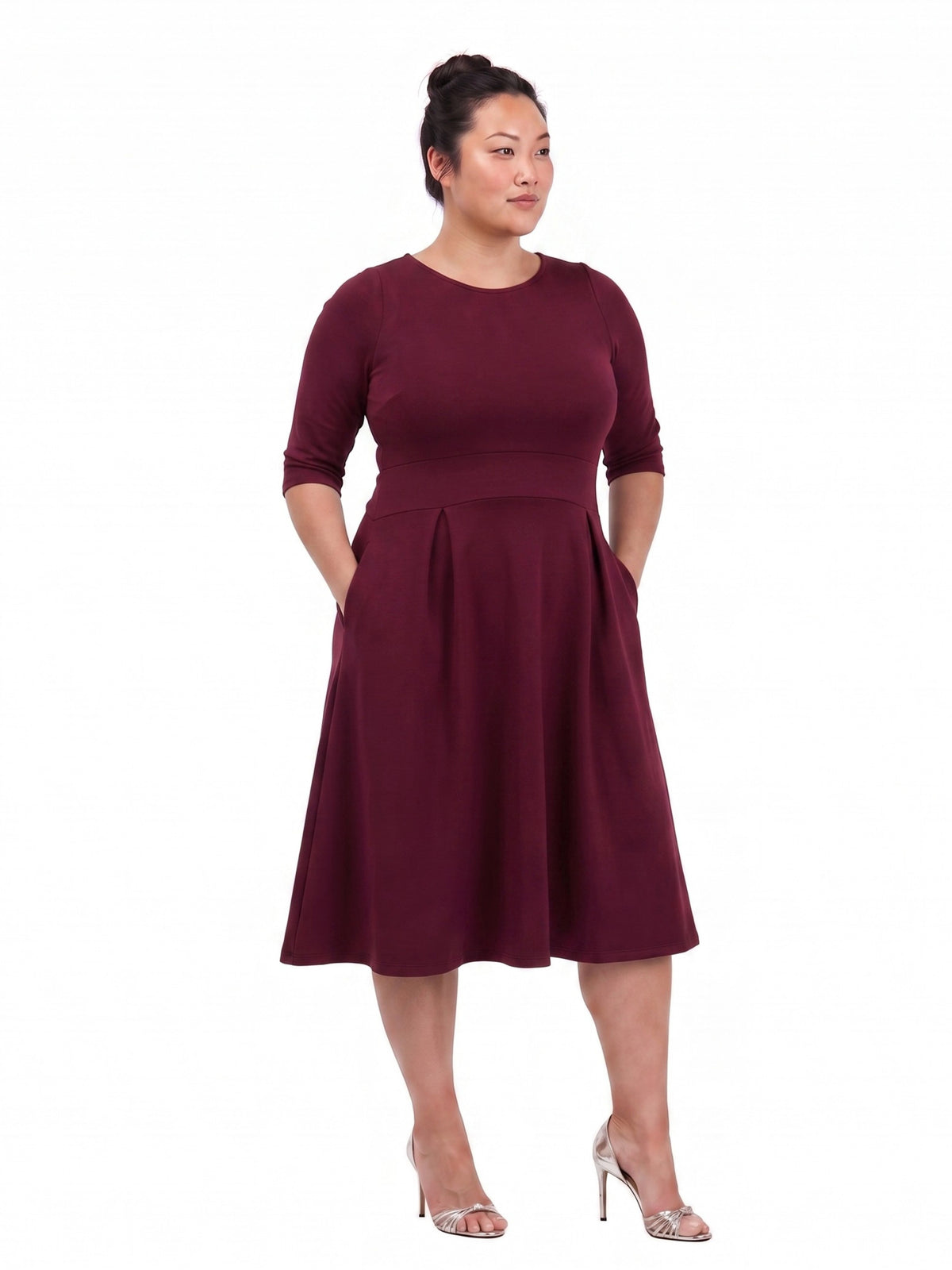 24seven Comfort Essential Curvy Elegant Pleated Three-Quarter Sleeve Midi Dress