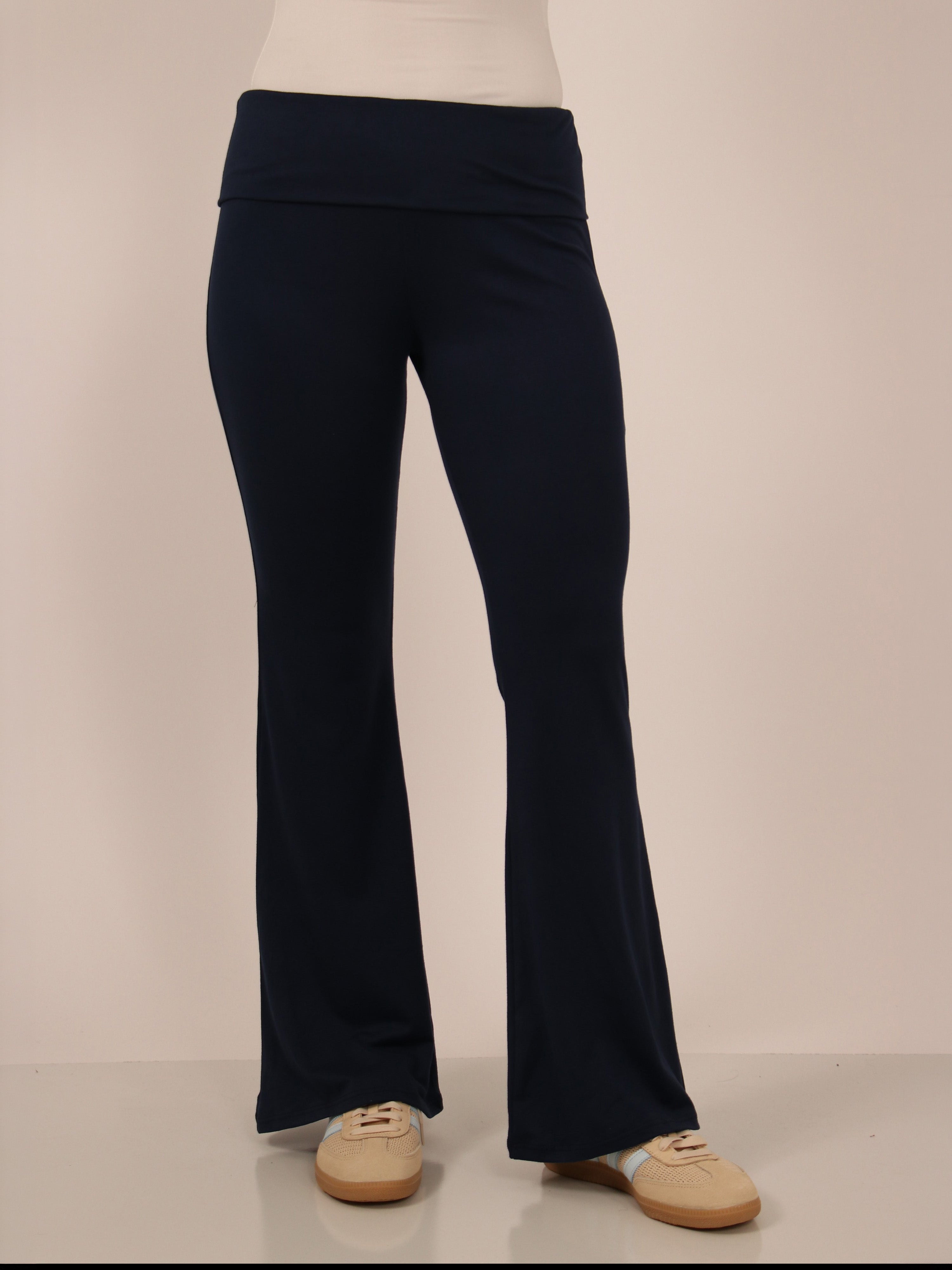 R006562-NAVY-S - Front