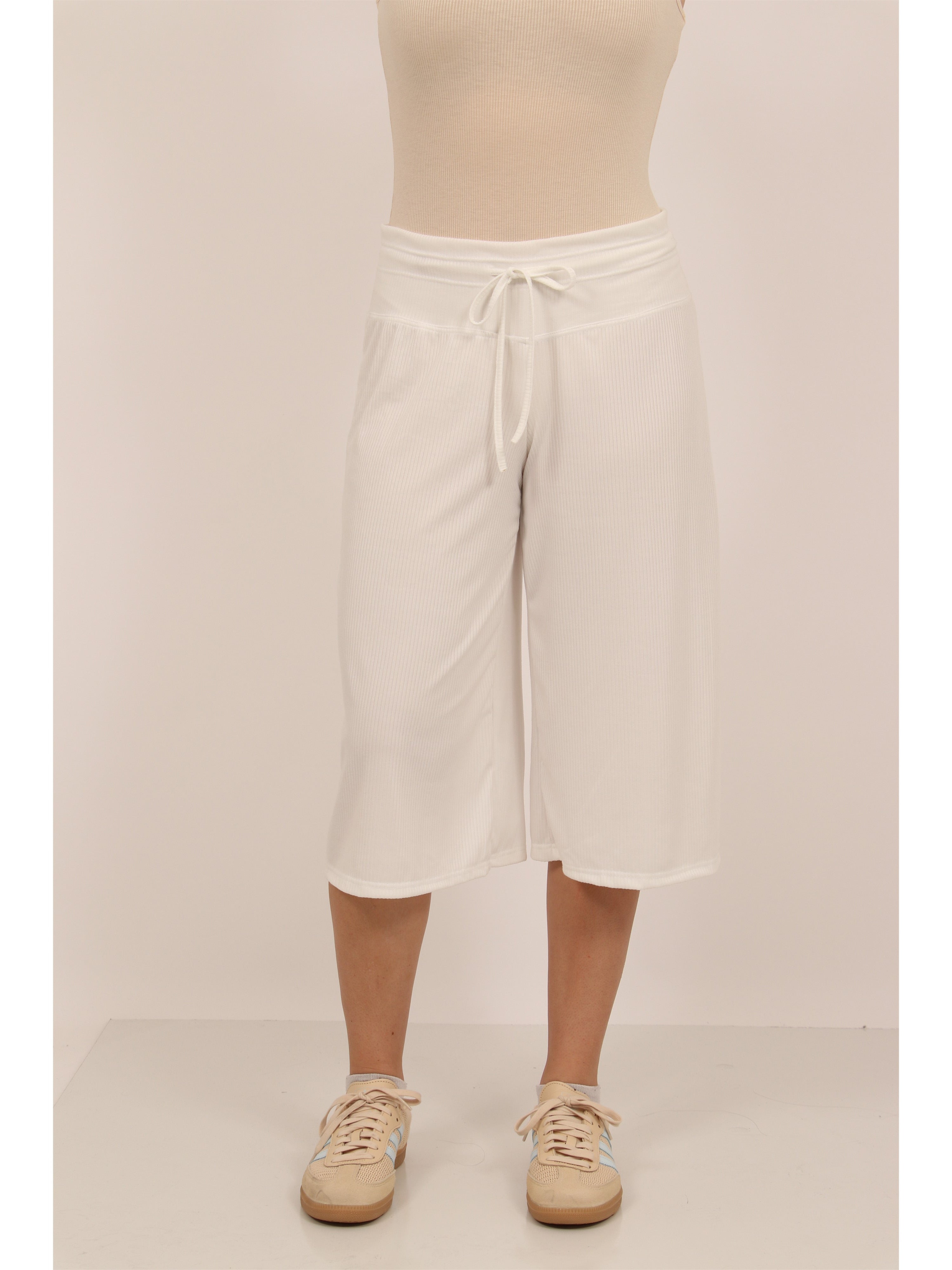 R006583-IVOR-S - Front