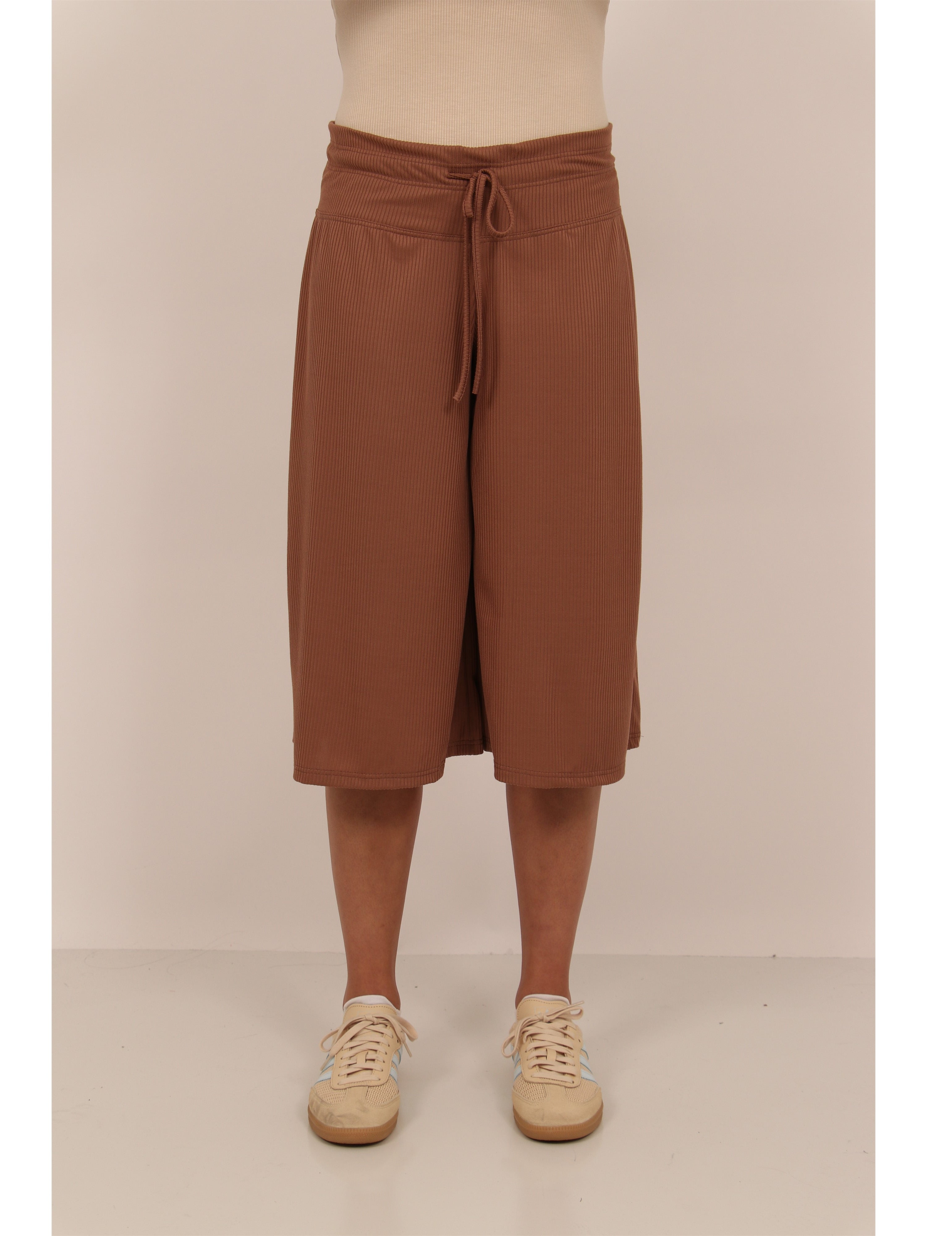 R006583-MOCH-S - Front