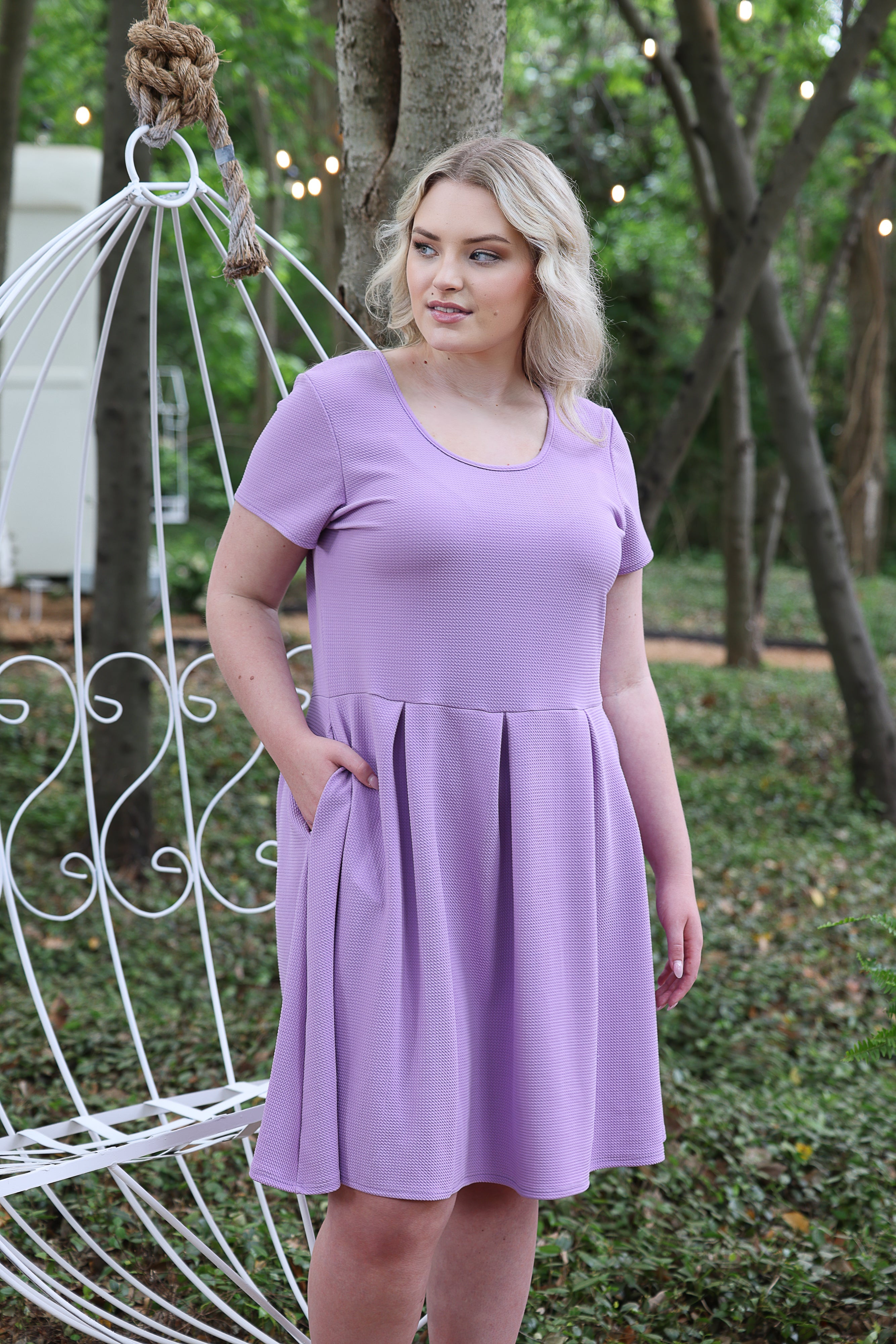 essential maternity dresses
