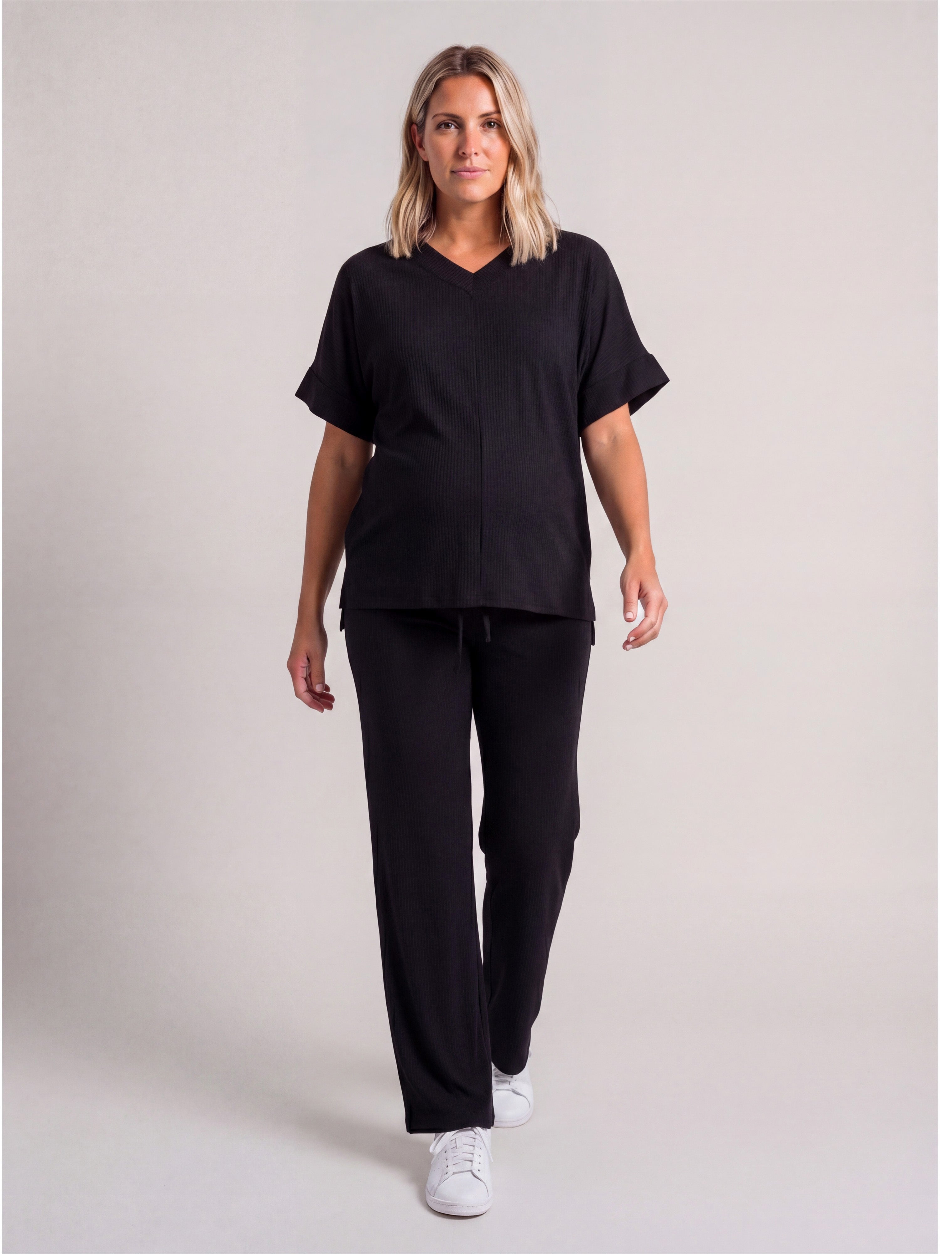 M006409-BLAC-S - Front