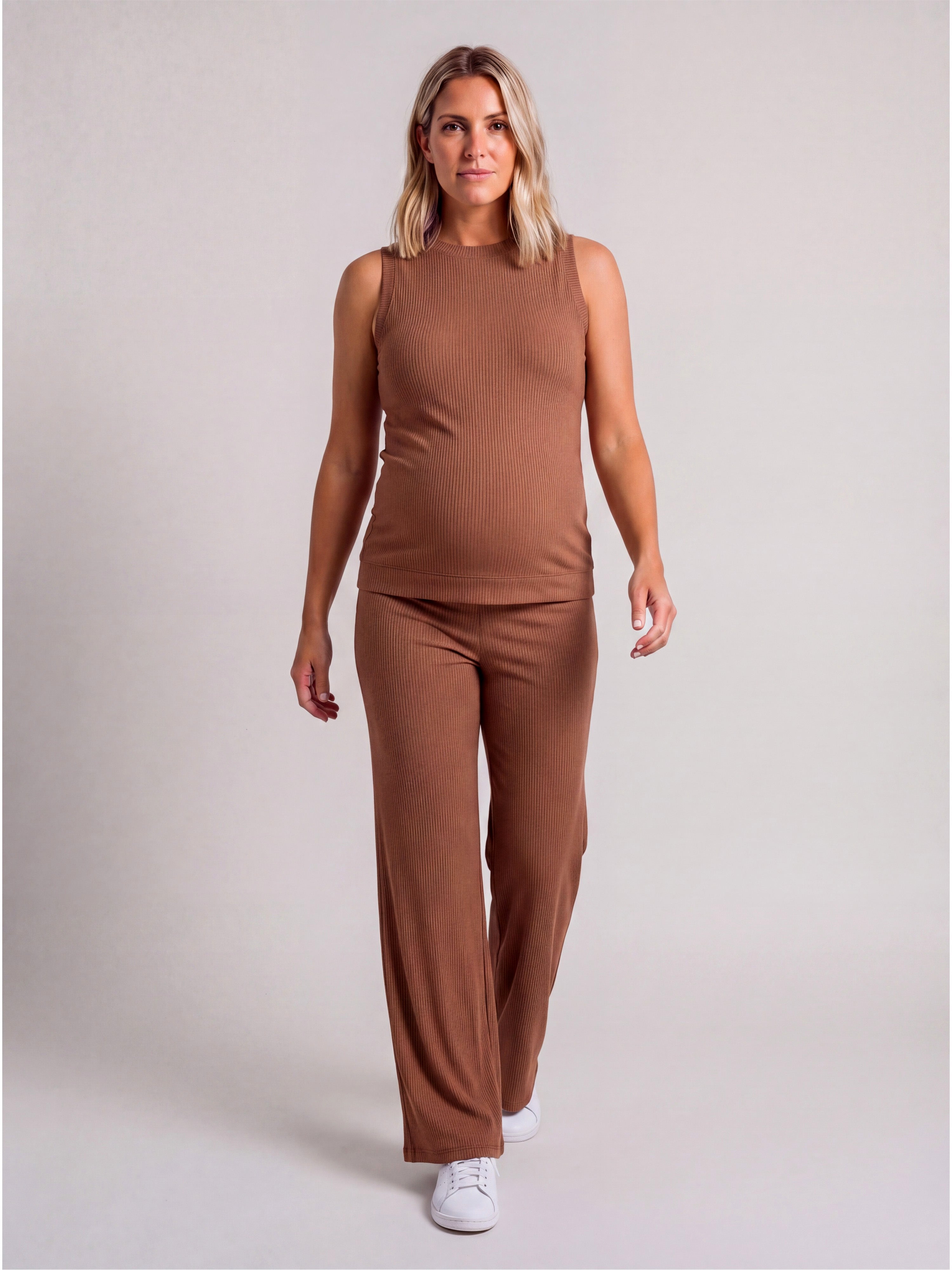 M006410-MOCH-S - Front