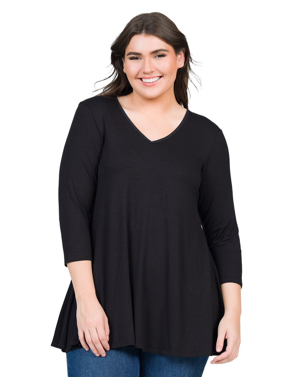 Basic Plus Size Three Quarter Sleeve V Neck Tunic Top