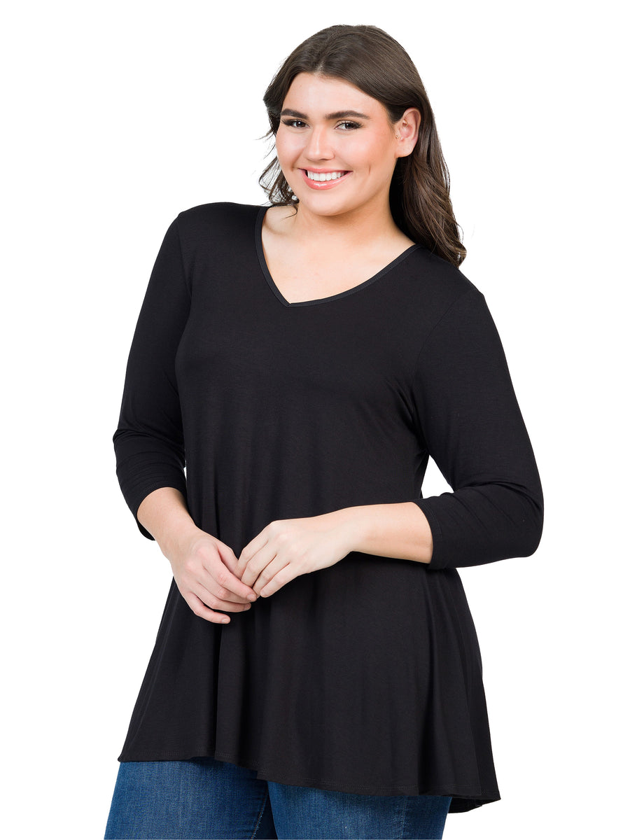 Basic Plus Size Three Quarter Sleeve V Neck Tunic Top