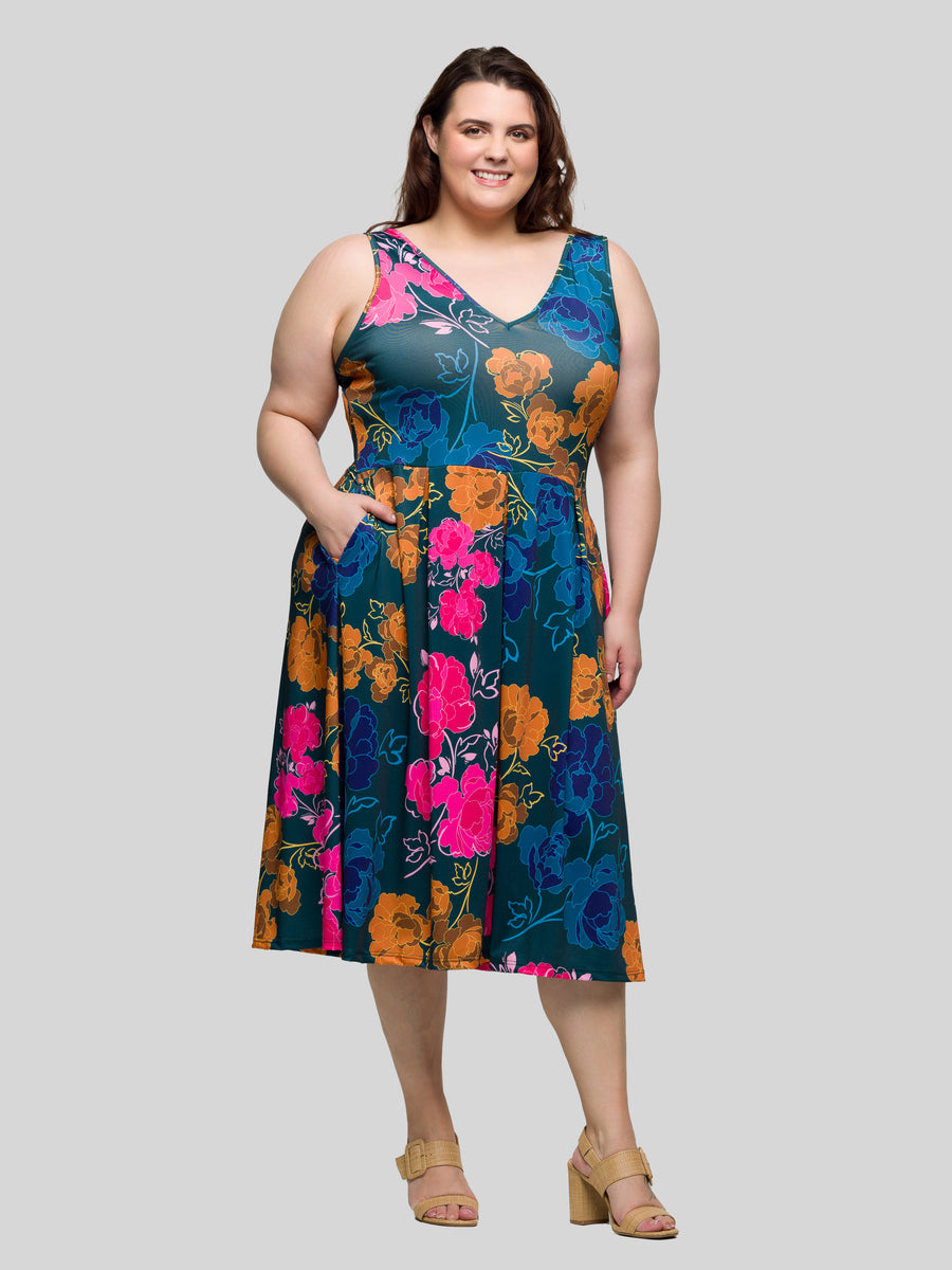 Essential Curvy Midi Length Floral Sleeveless Pleated Pocket Dress