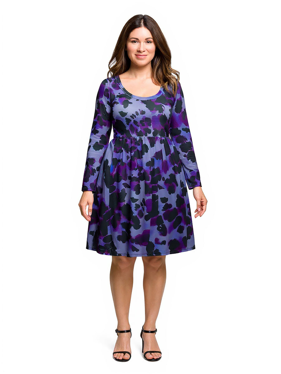 Essential Curvy Animal Scoop Neck Long Sleeve Knee Length Dress