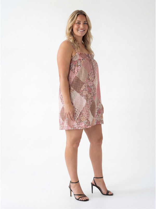Essential Curvy Patchwork Spaghetti Strap Smocked A Line Pocket Mini Dress