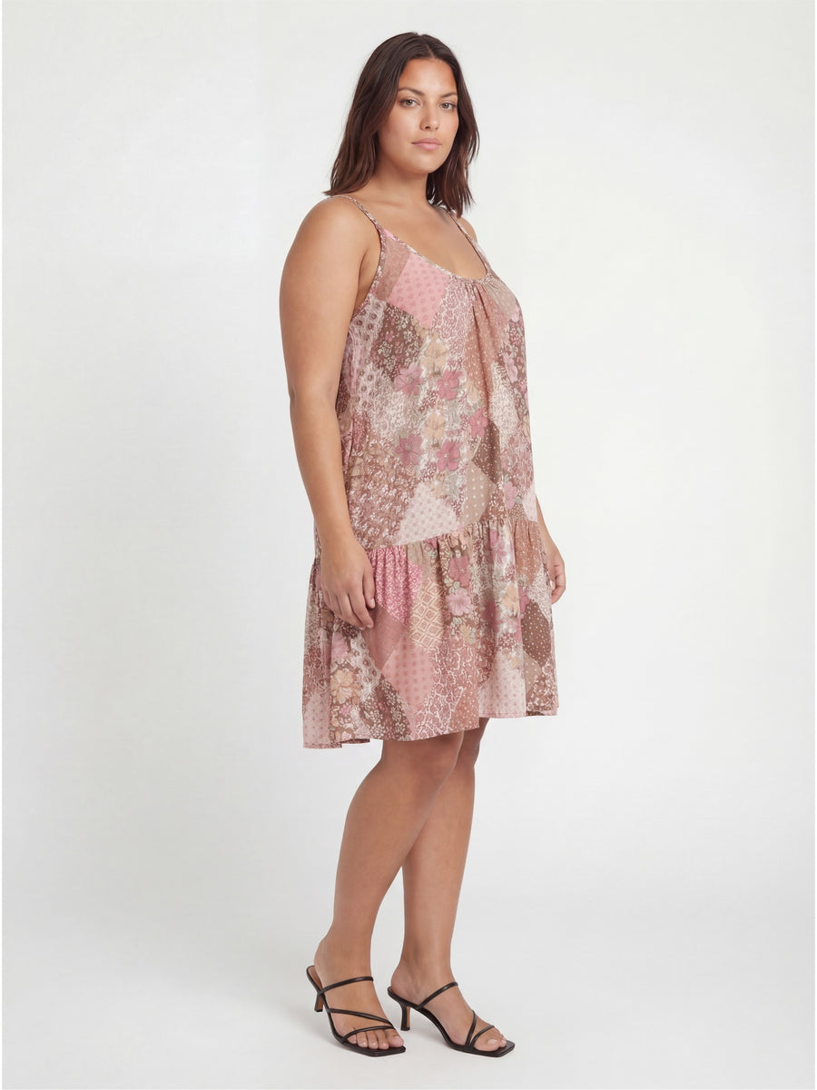 Essential Curvy Patchwork Scoop Neck Spaghetti Strap Pocket A Line Mini Dress