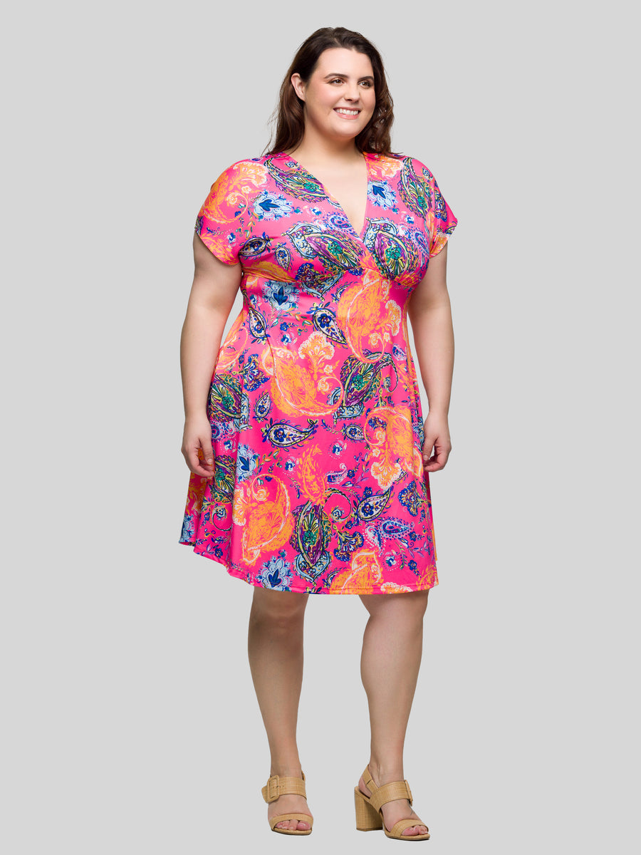 Essential Plus Size Pink Paisley V Neck Empire Waist Knee Length Dress