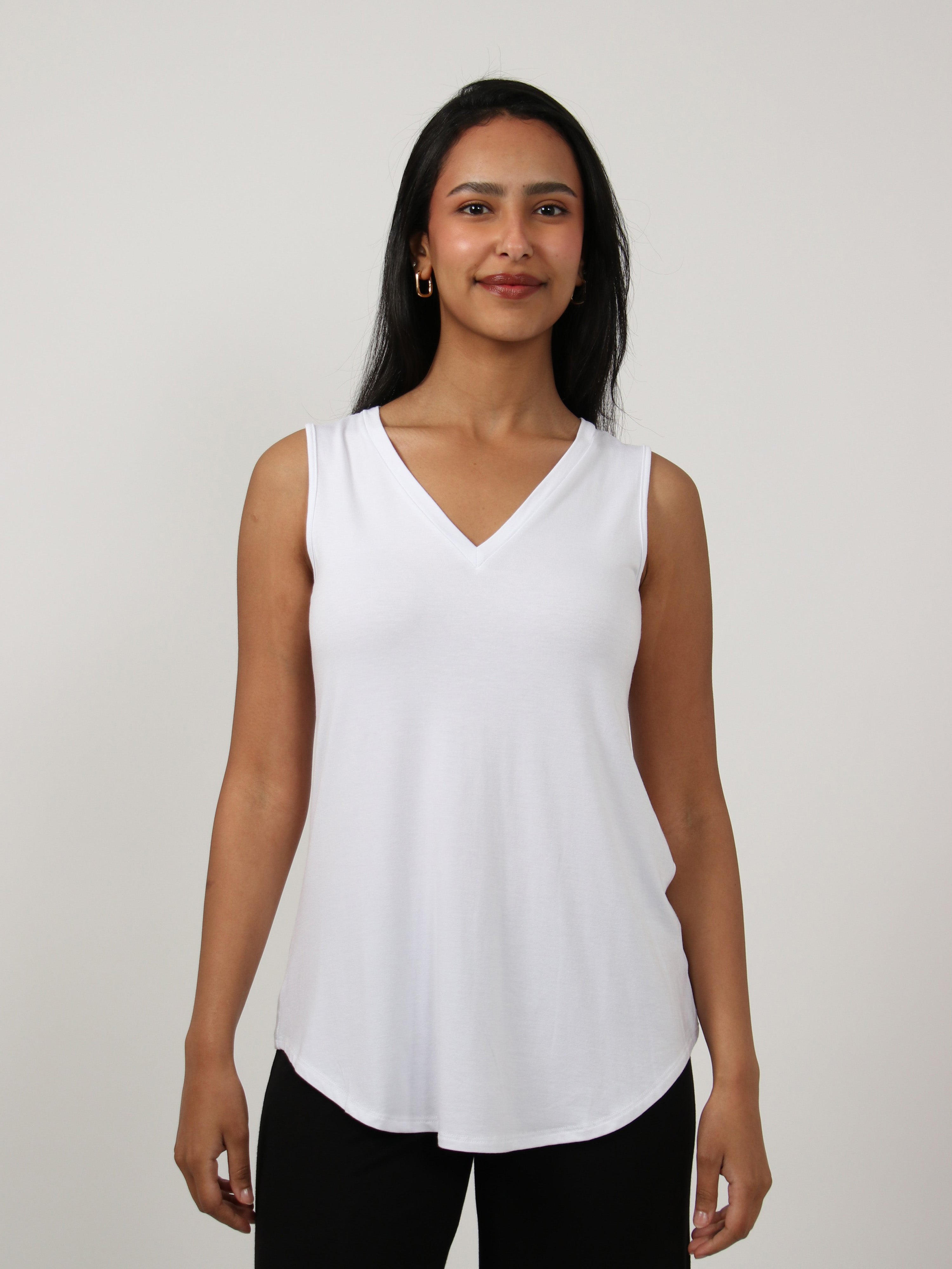 R0062070-WHIT-S - Front