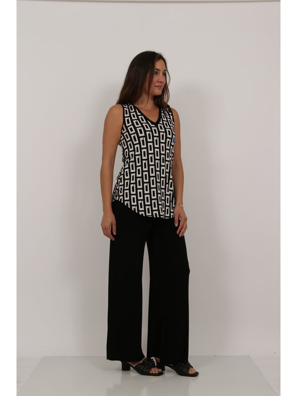 Essential Womens Geometric Print V Neck Sleeveless Round Hem Top and Elastic Waist Flared Pant Set