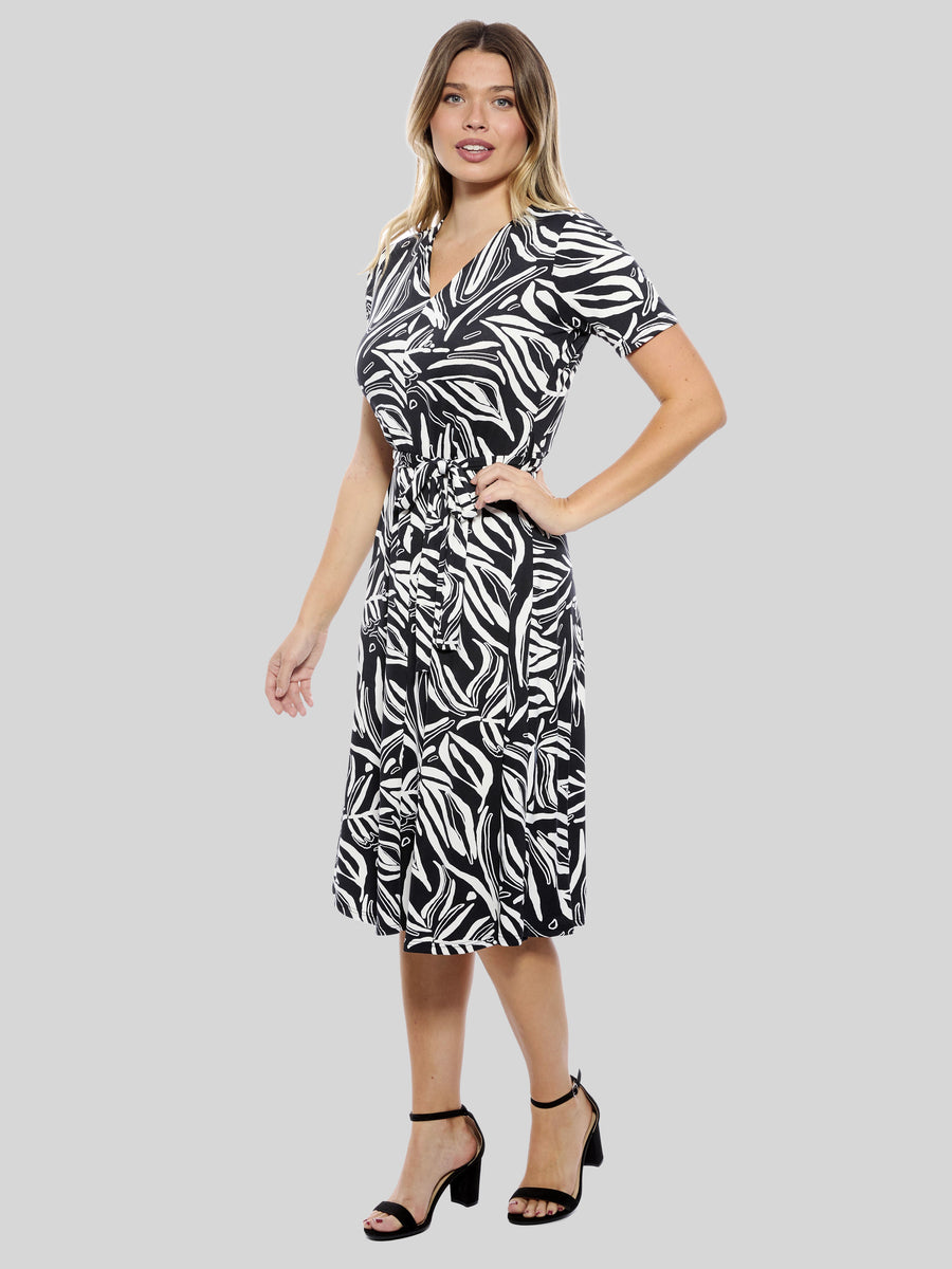 Essential Womens Abstract V Neck Short Sleeve A Line Midi Dress
