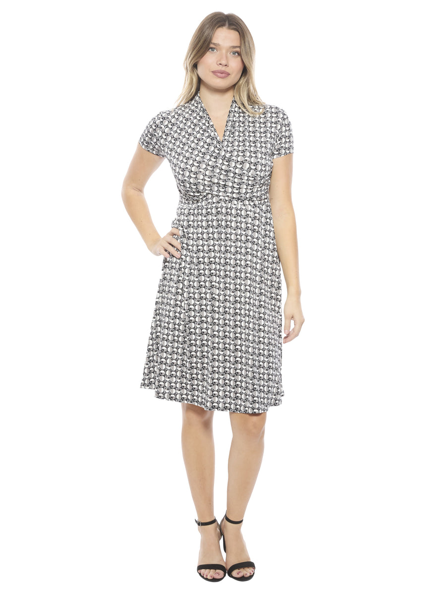 Essential Womens Geometric Short Sleeve Wrap Knee Length A Line Dress