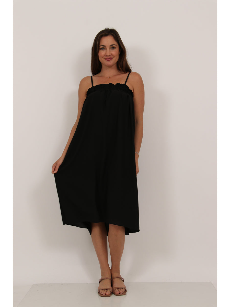 Essential Womens Spaghetti Strap Smocked Pocket A Line Maxi Dress