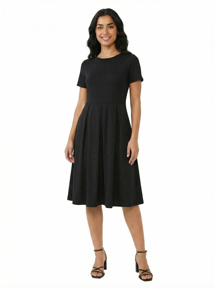 Essential Petite Short Sleeves and Pocket Detail Midi Dress