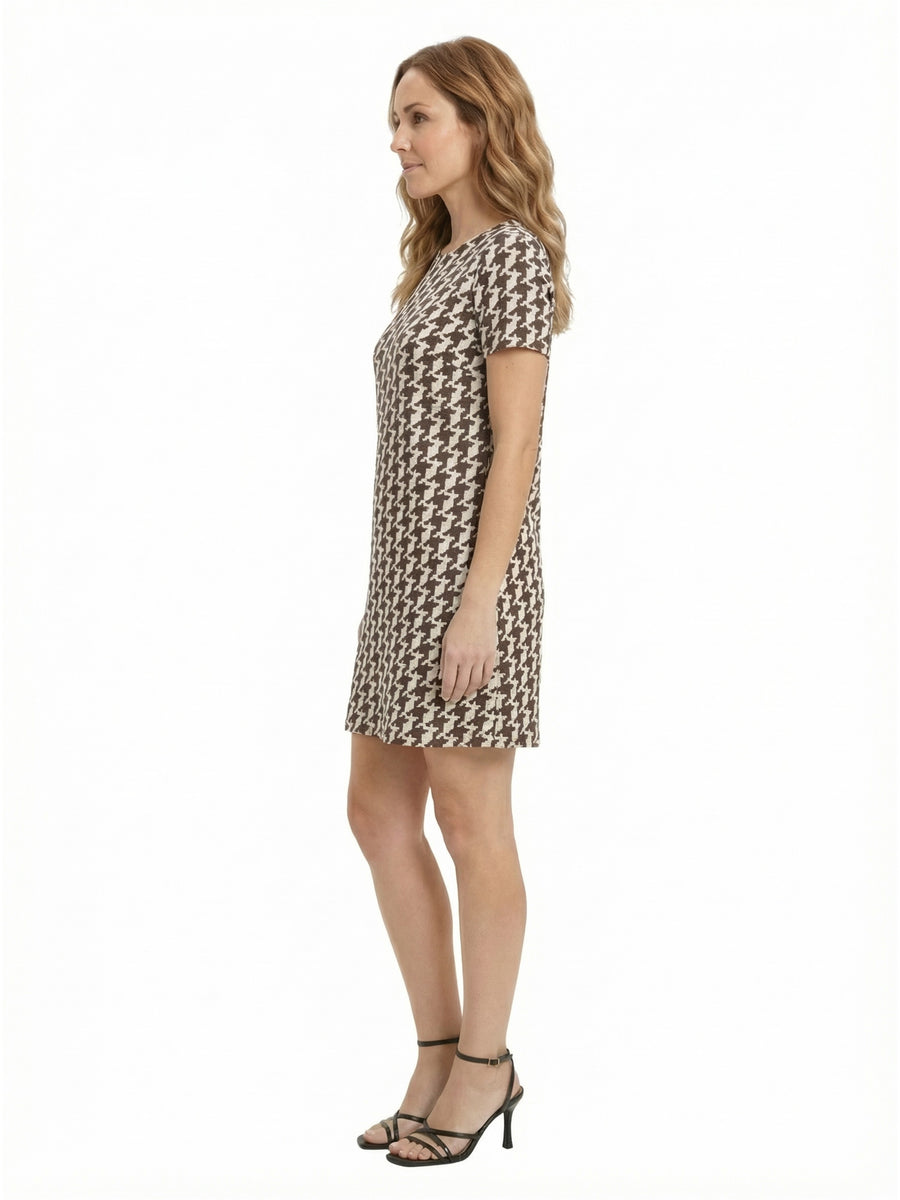 Essential Petite Geometric Short Sleeve Round Neck Mini Shift Dress